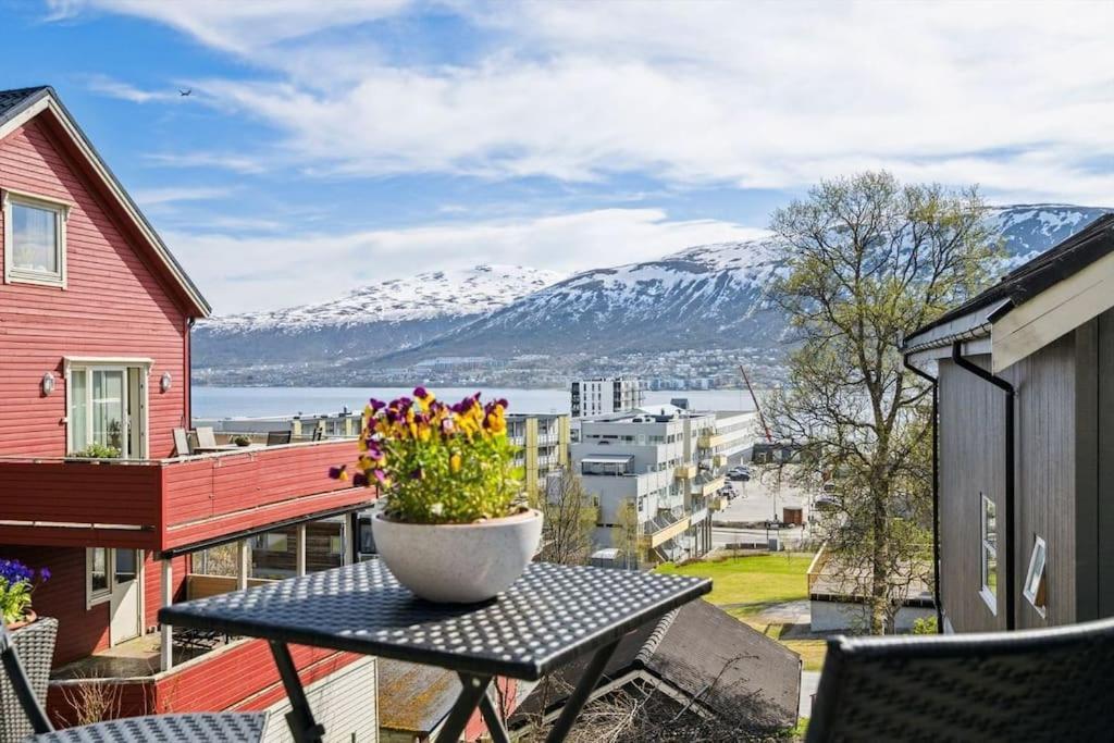 Cozy Little House In Tromso City المظهر الخارجي الصورة